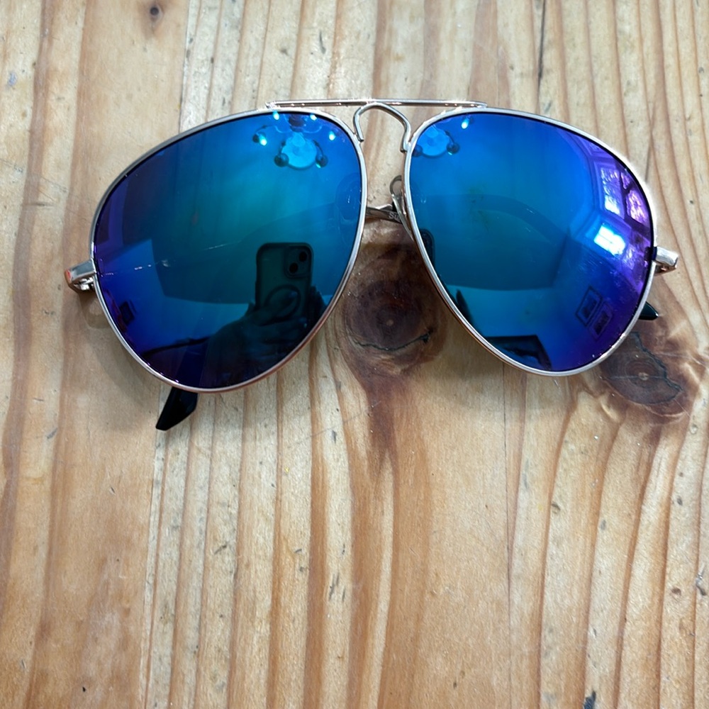 Gap Polarized Youth Aviators
